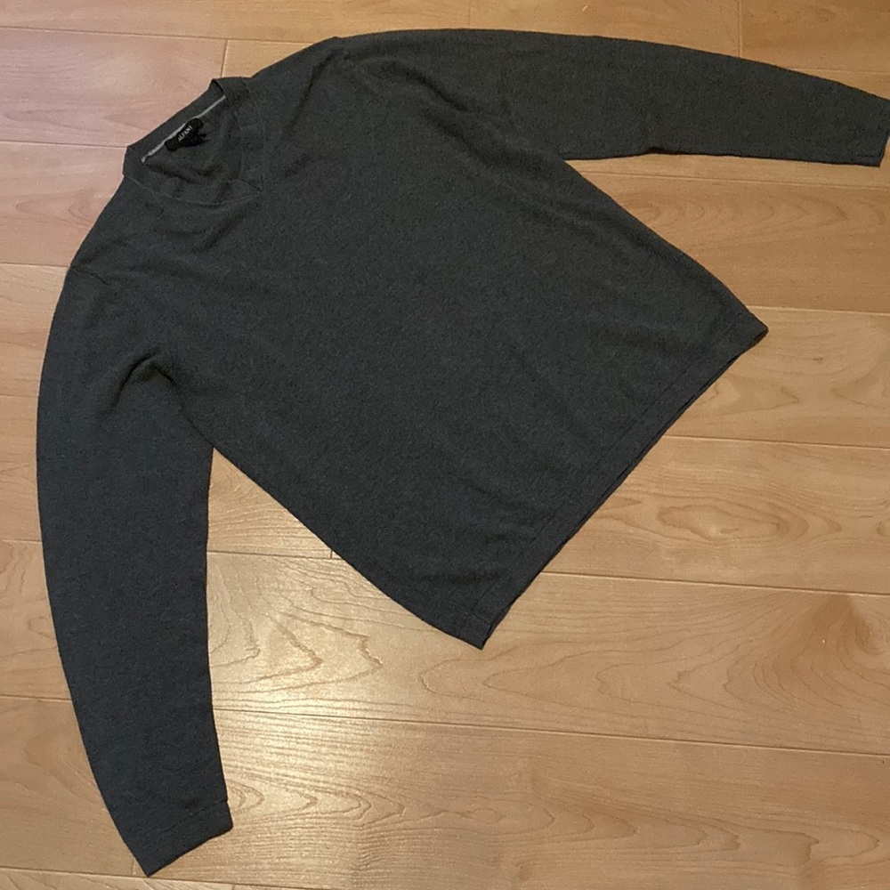 Alfani V-Neck (Men’s)